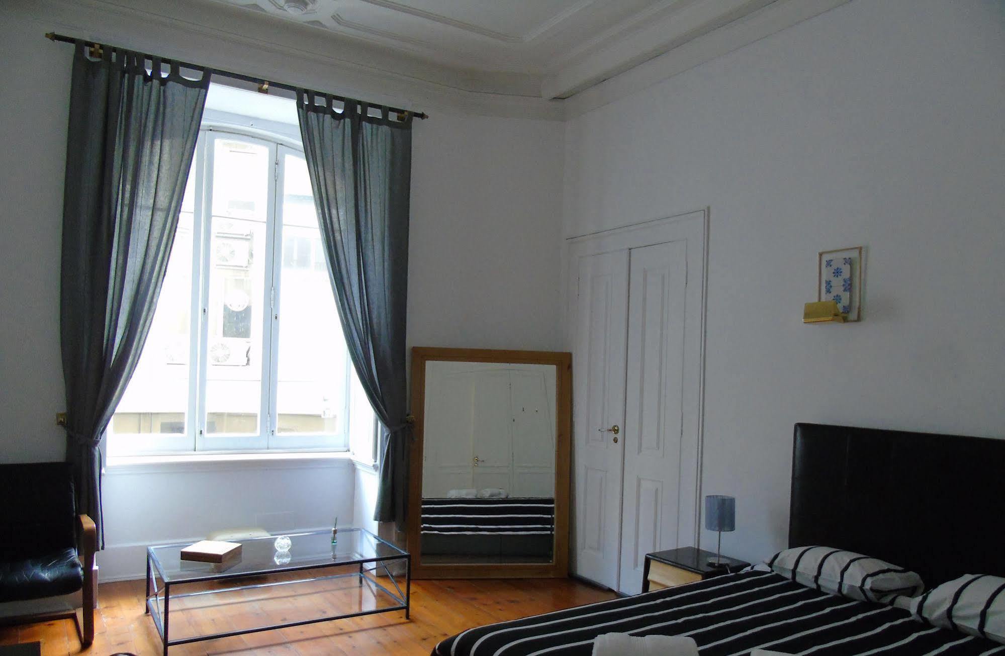 Chez Nous 2* Lisbon